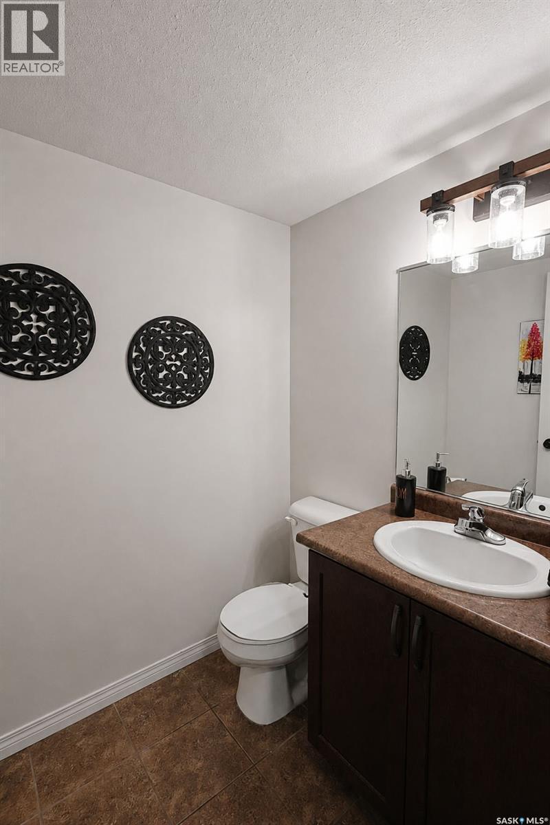 44 1600 Muzzy Drive, Prince Albert, SK - Indoor Photo Showing Bathroom