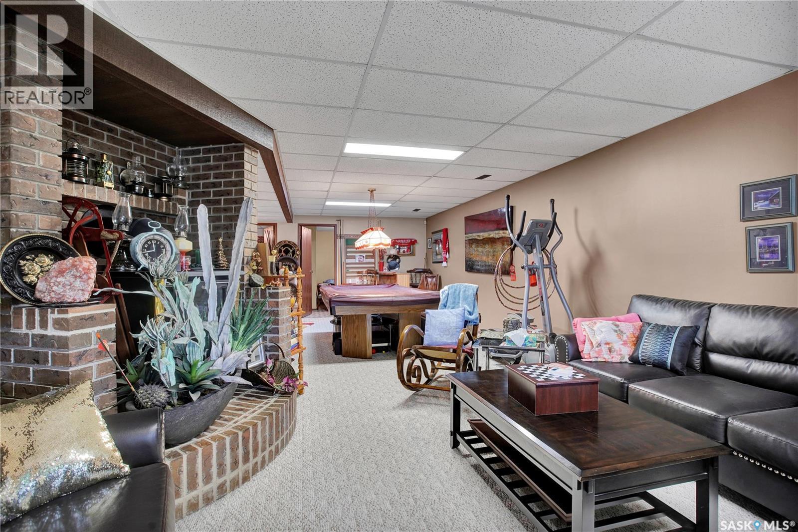 1005 10Th Street, Rosthern, SK - Indoor