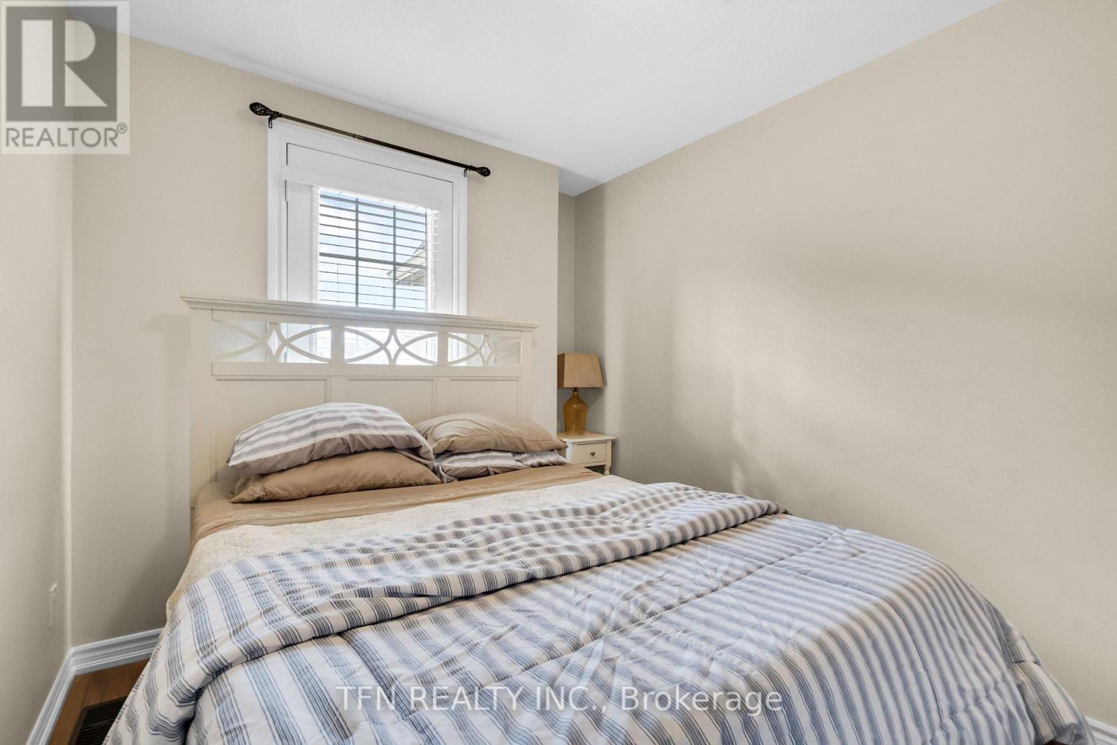2 Shiff Crescent, Brampton, ON - Indoor Photo Showing Bedroom