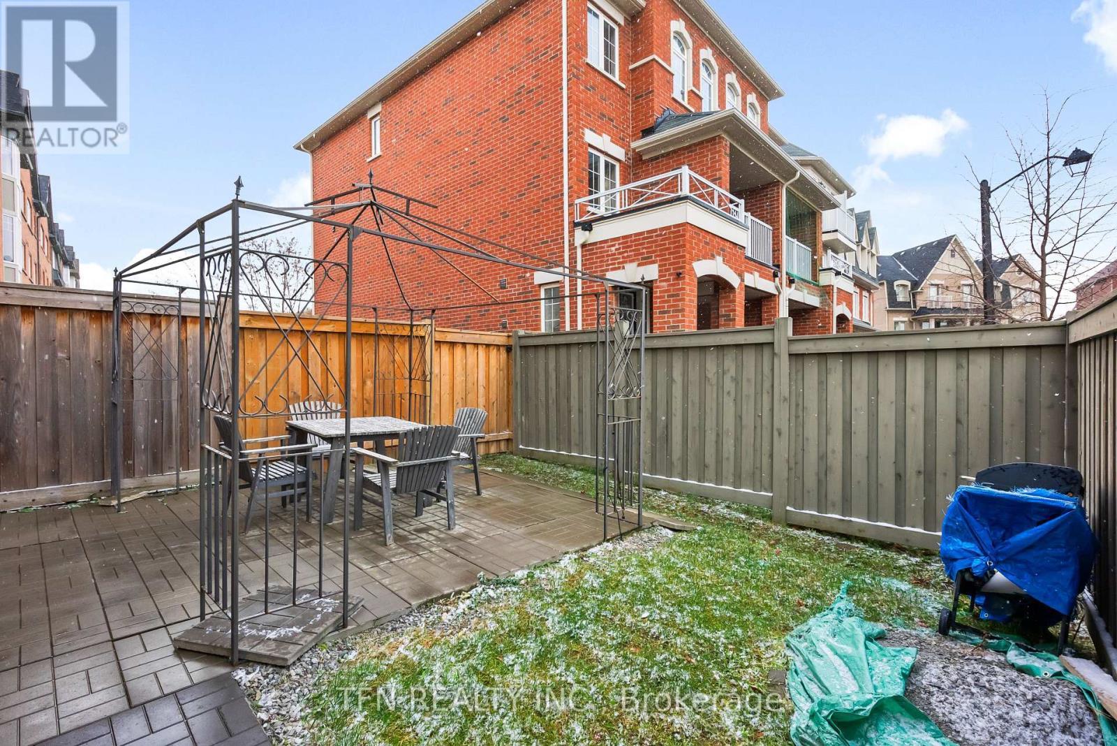 2 Shiff Crescent, Brampton, ON - Outdoor