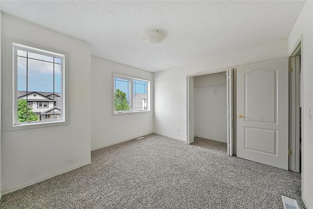 208 Bellflower Rd, Winnipeg, MB - Indoor Photo Showing Other Room