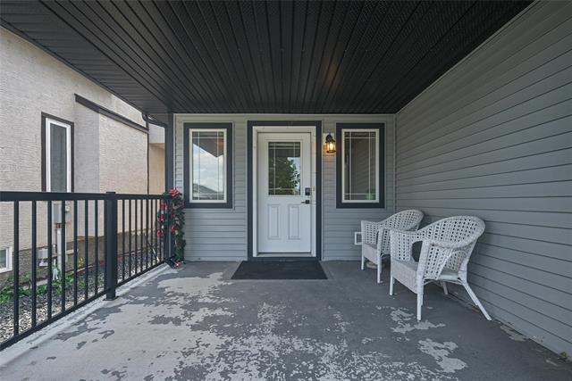 208 Bellflower Rd, Winnipeg, MB - Outdoor With Deck Patio Veranda With Exterior