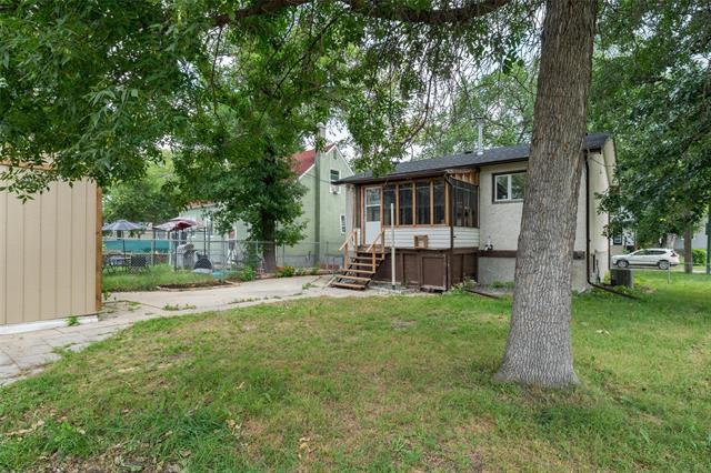 222 Poplar Ave, Winnipeg, MB - Outdoor