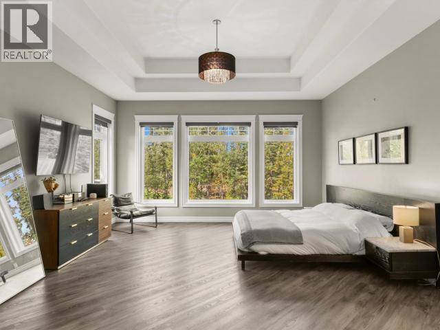 112 Alusru Way, Whitehorse, YT - Indoor Photo Showing Bedroom