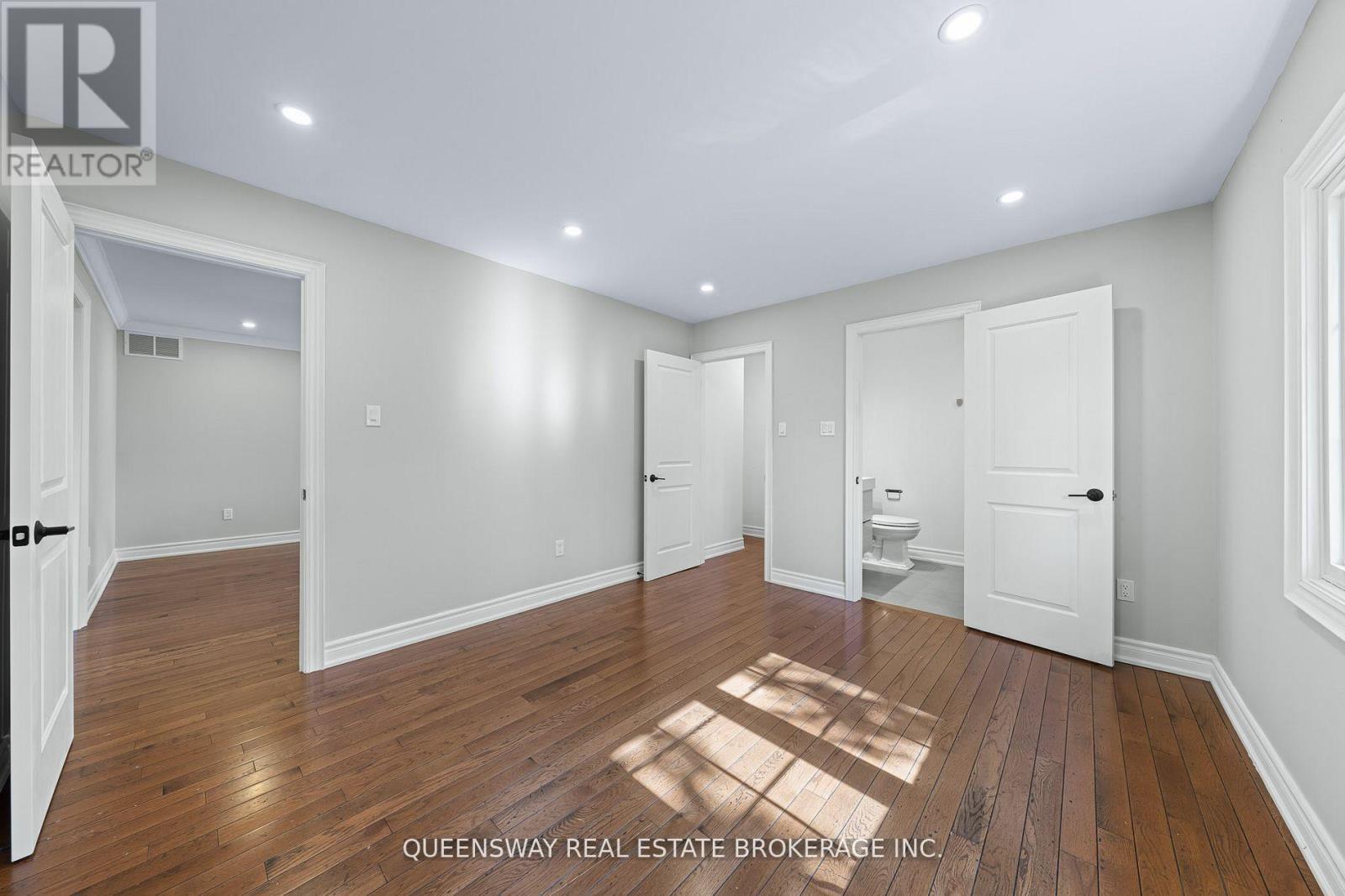 619 Culler Mews, Newmarket, ON - Indoor Photo Showing Other Room