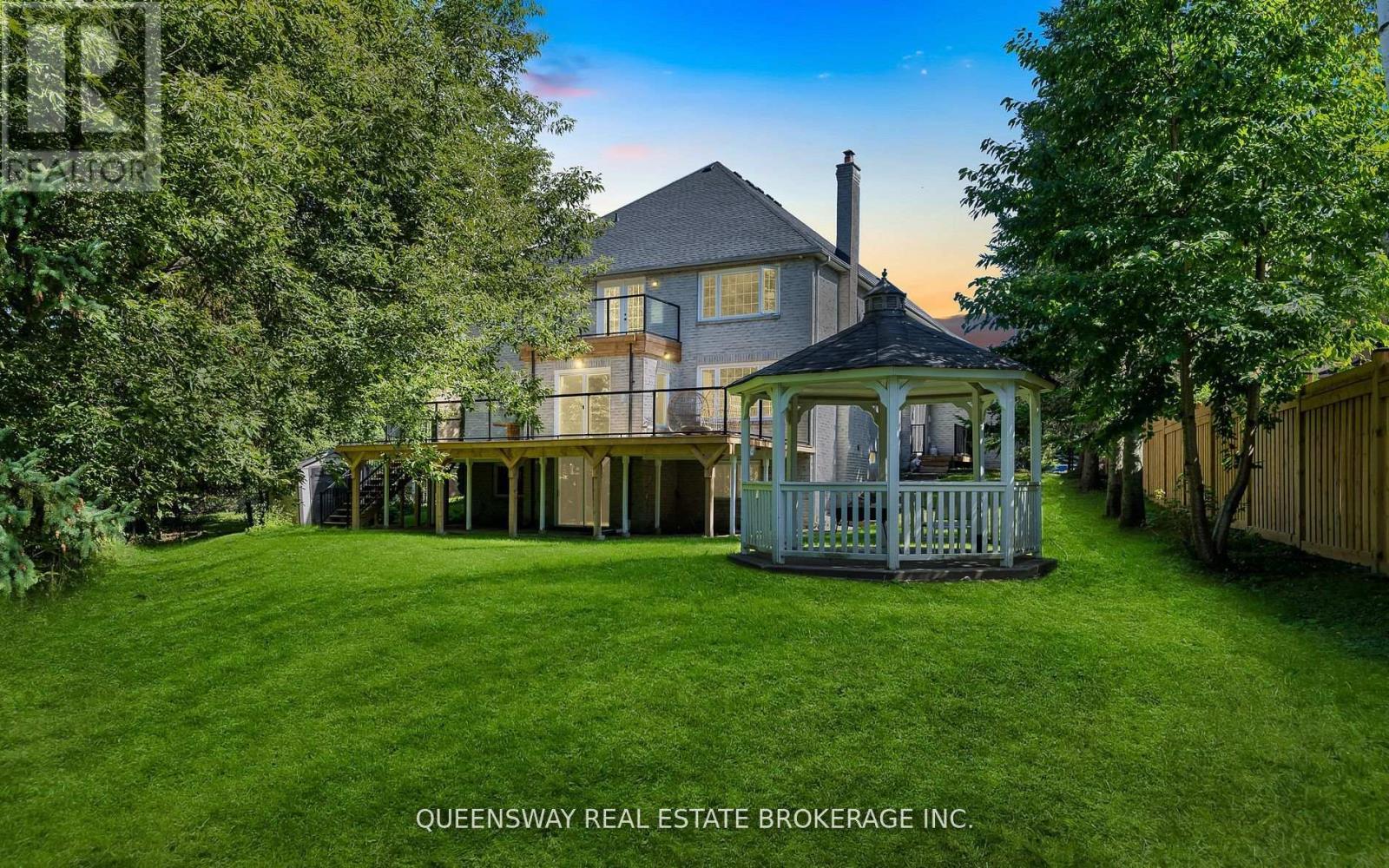 619 Culler Mews, Newmarket, ON - Outdoor With Deck Patio Veranda