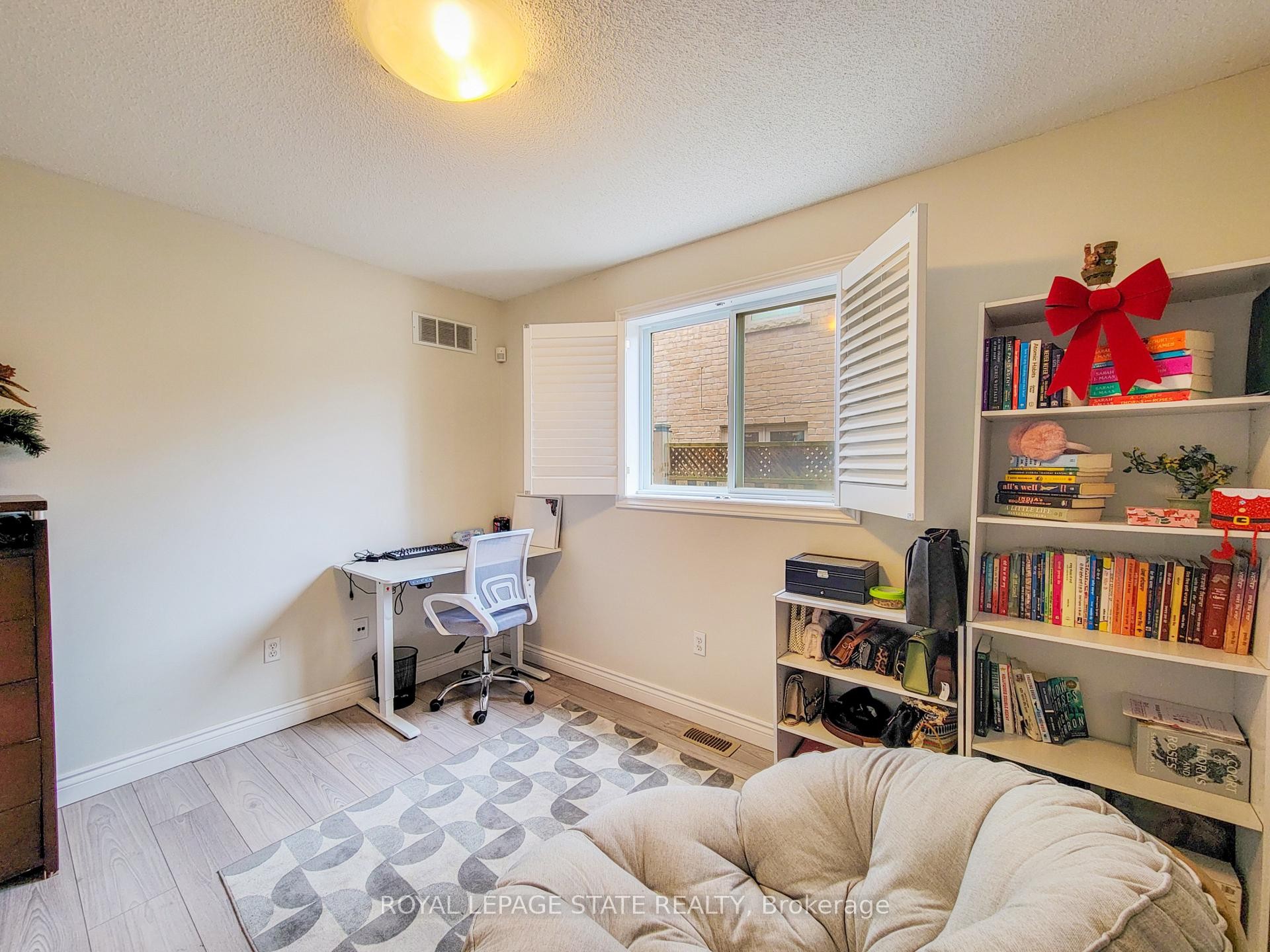 86 Margaret Avenue, Hamilton, ON - Indoor