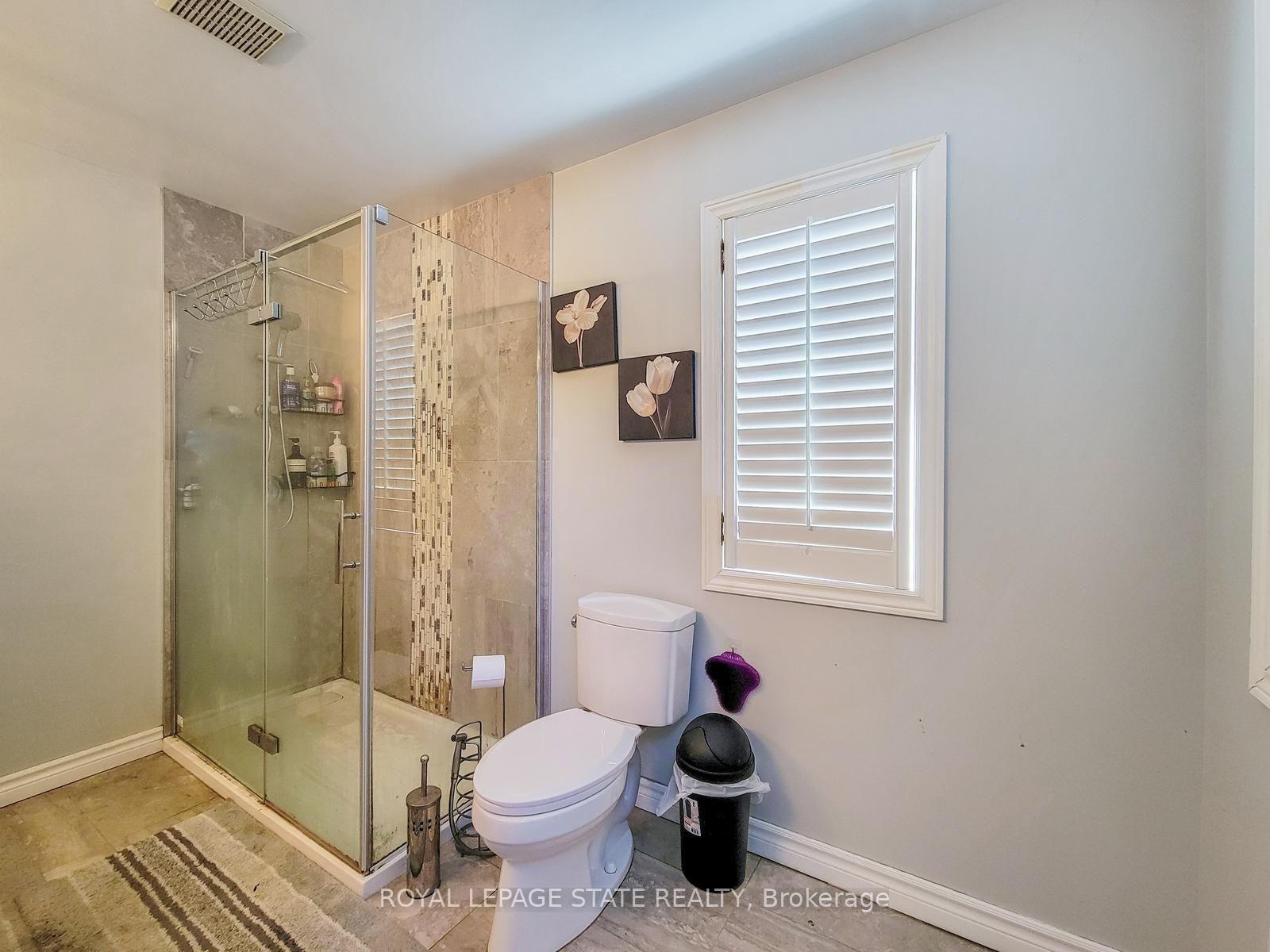 86 Margaret Avenue, Hamilton, ON - Indoor Photo Showing Bathroom