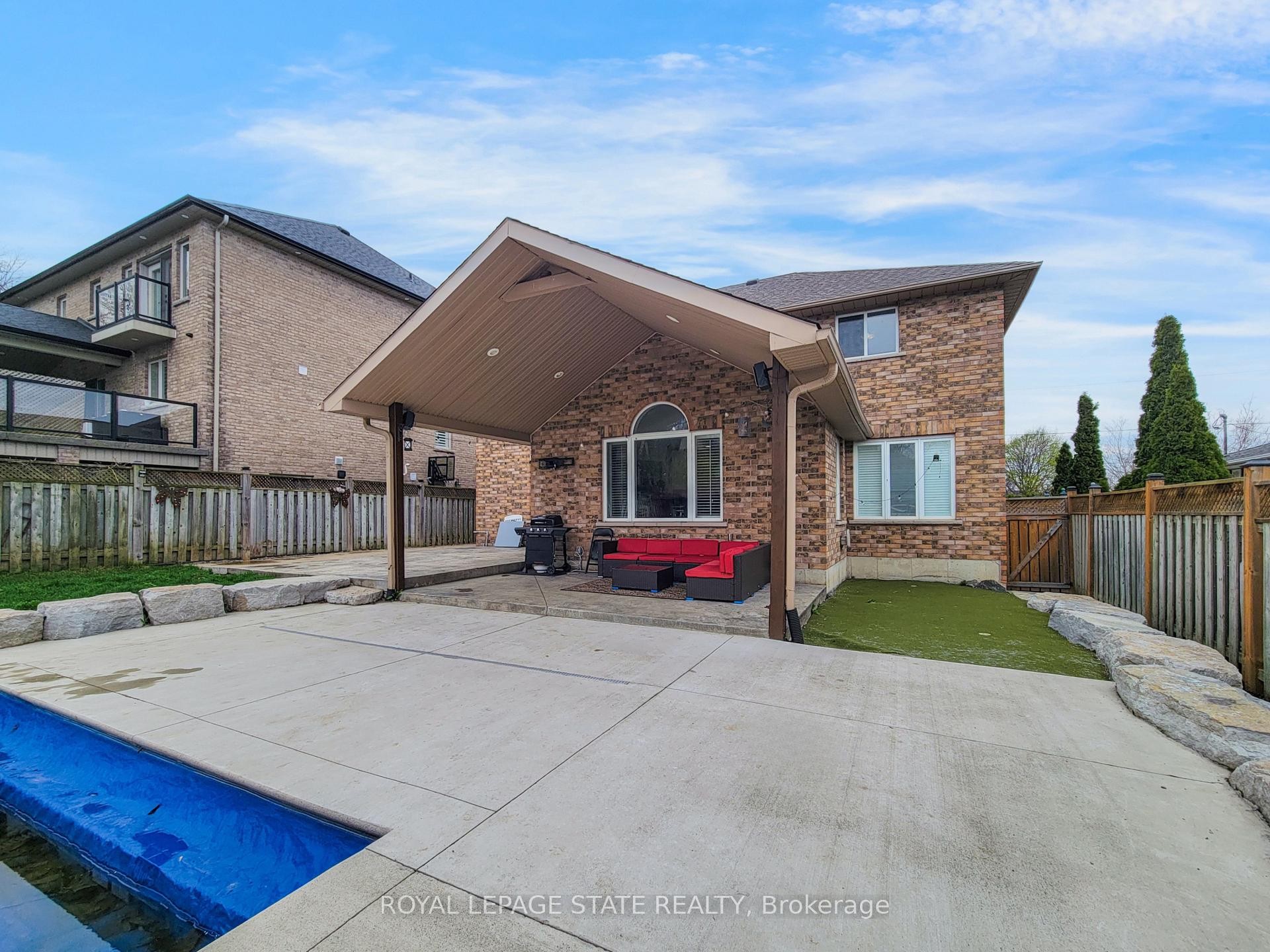86 Margaret Avenue, Hamilton, ON - Outdoor