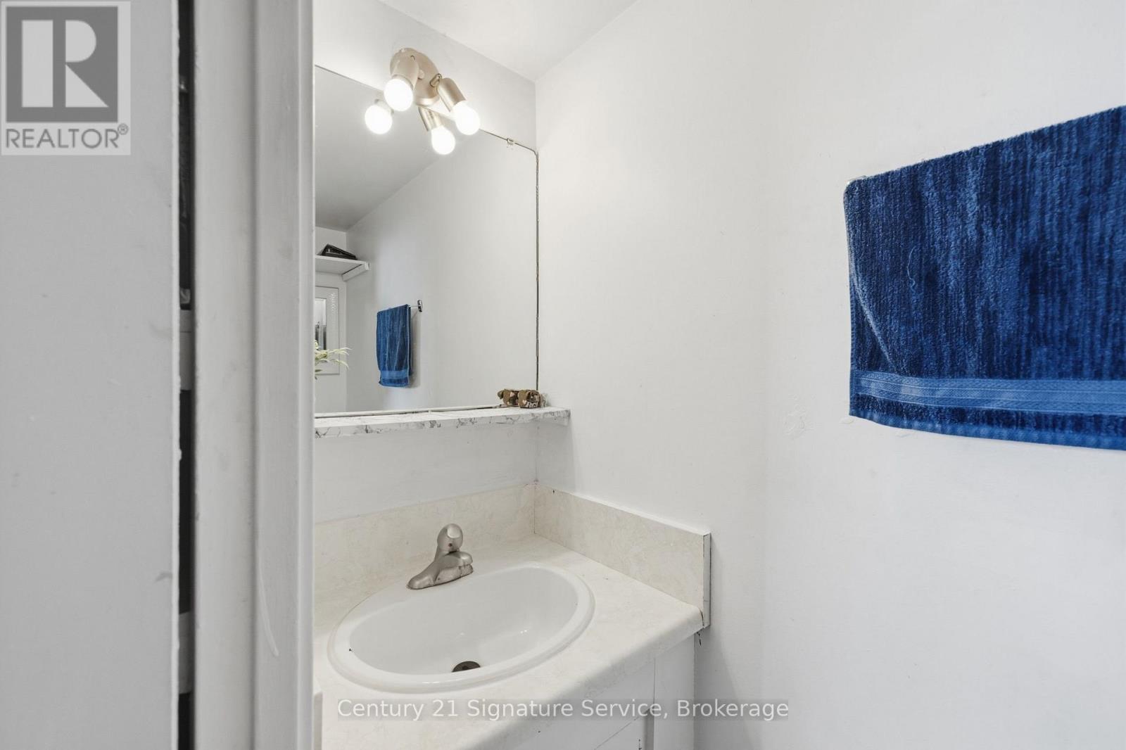 610 - 1250 Bridletowne Circle, Toronto, ON - Indoor Photo Showing Bathroom