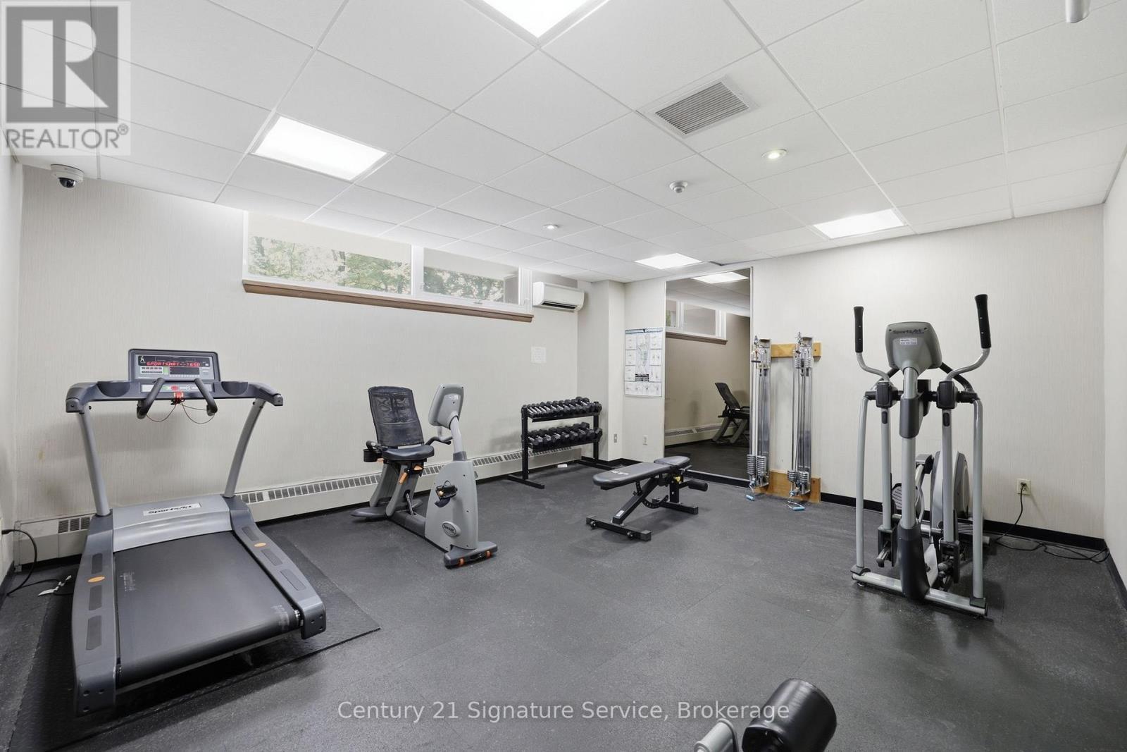 610 - 1250 Bridletowne Circle, Toronto, ON - Indoor Photo Showing Gym Room