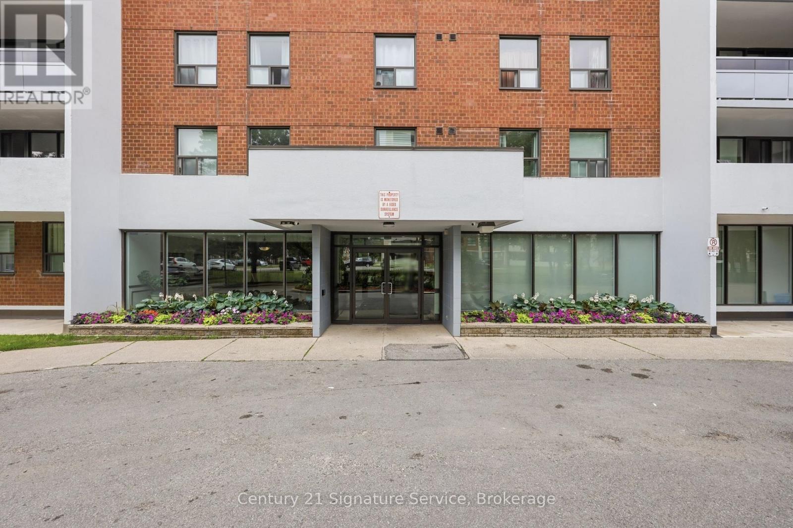 610 - 1250 Bridletowne Circle, Toronto, ON - Outdoor