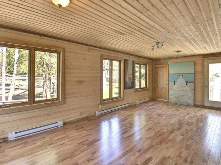 Salon - 108 Ch. Du Lac-Ludger, Lantier, QC - Indoor Photo Showing Other Room