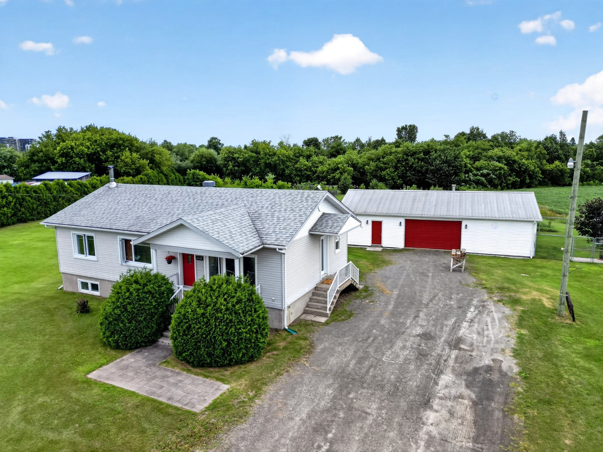 Photo aérienne - 801 9E Avenue, Saint-Lin/Laurentides, QC - Outdoor