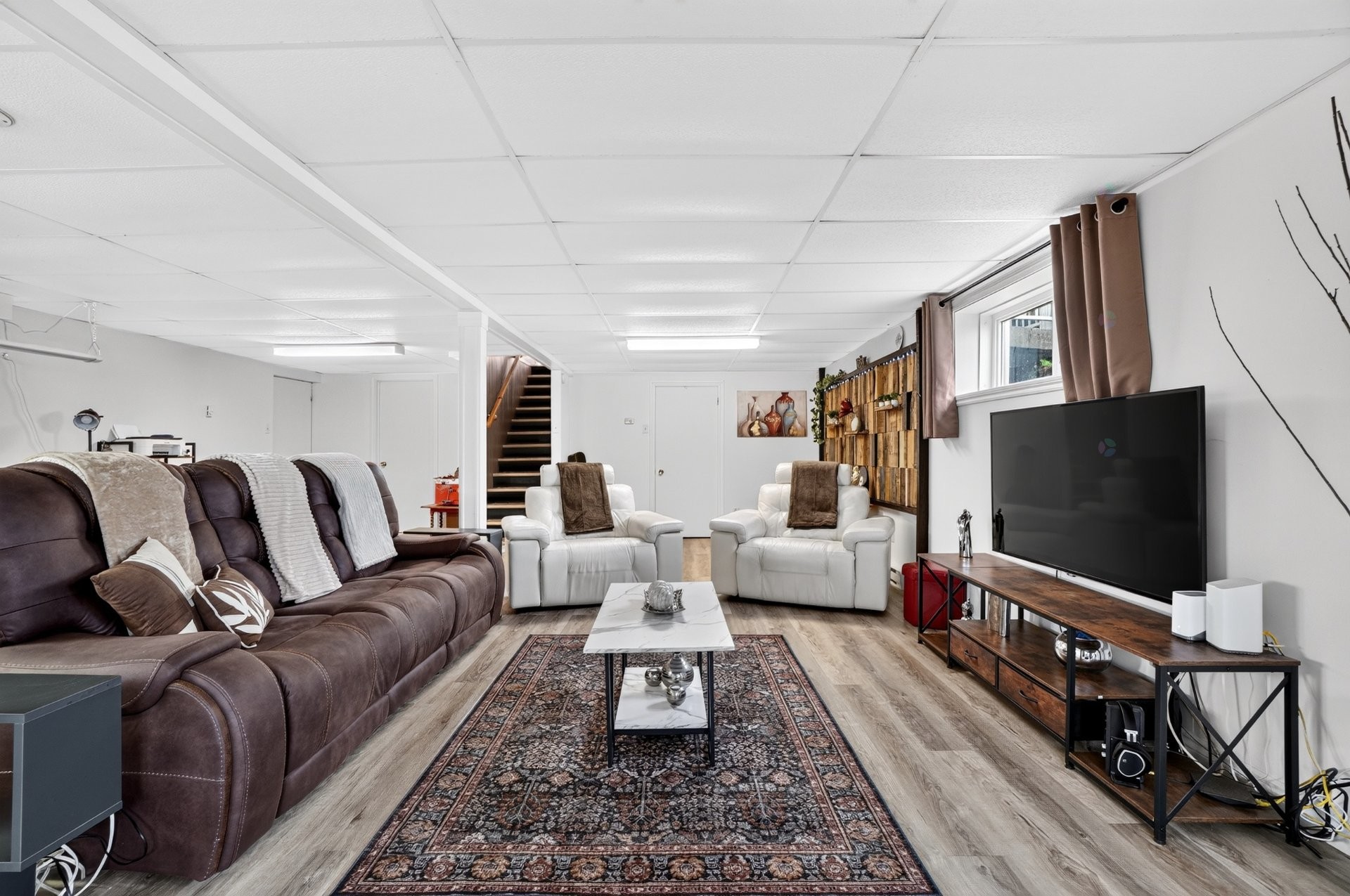Salle familiale - 801 9E Avenue, Saint-Lin/Laurentides, QC - Indoor