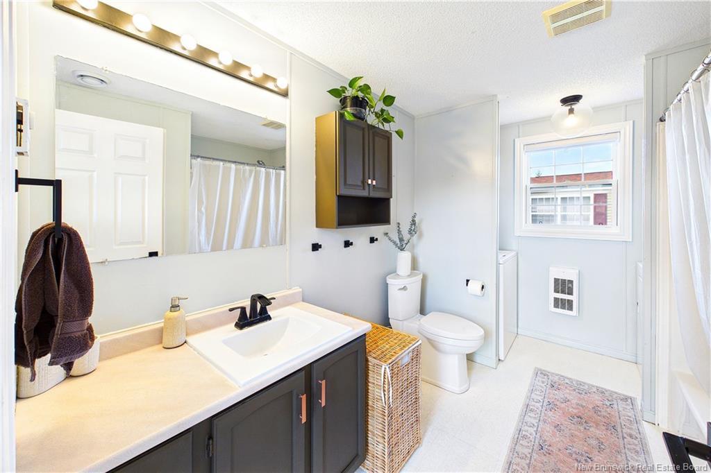 53 Andre, Dieppe, NB