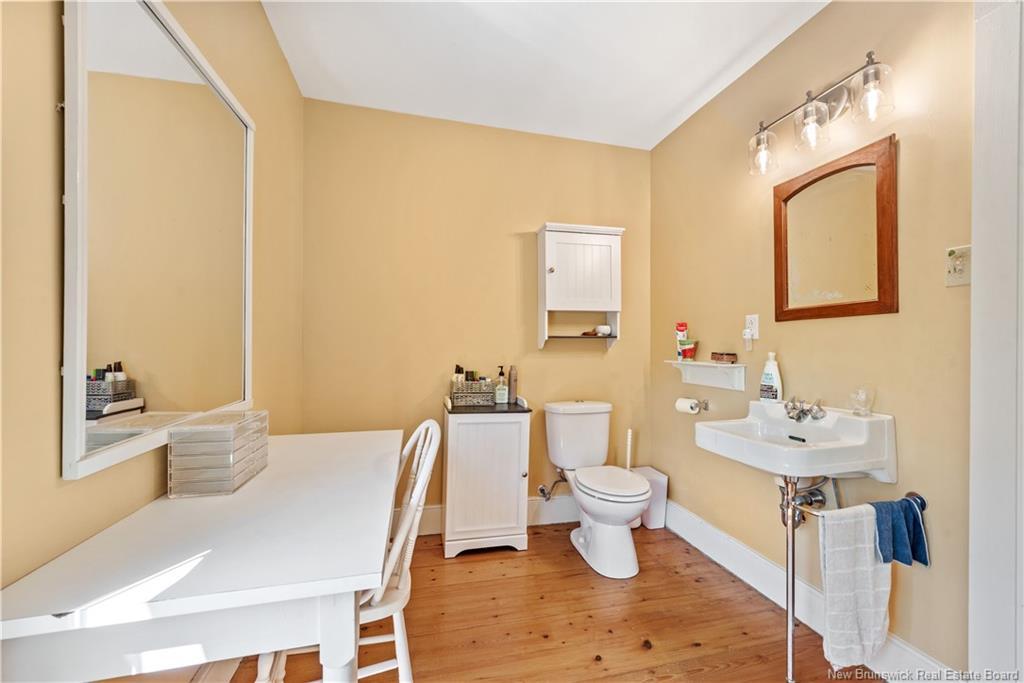 3900 Route 114, Hopewell Cape, NB