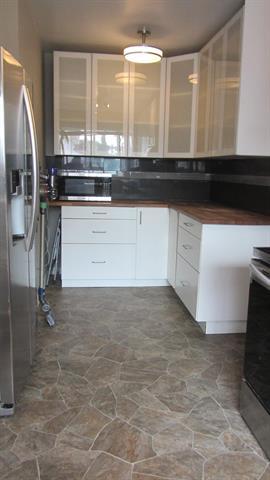 453 Rita St, Winnipeg, MB - Indoor Photo Showing Kitchen