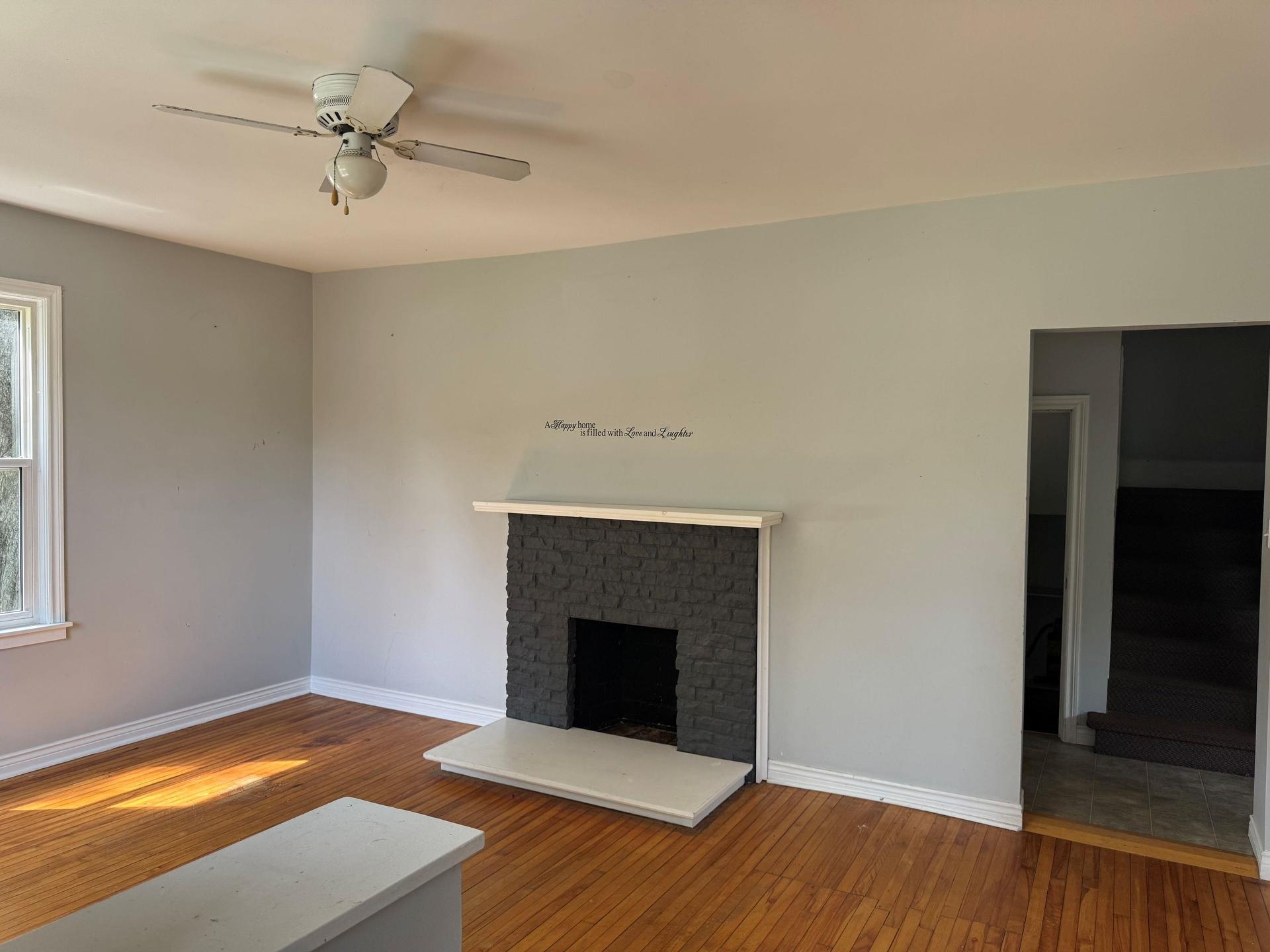 328 South Drive, Summerside, PE - Indoor Photo Showing Living Room With Fireplace