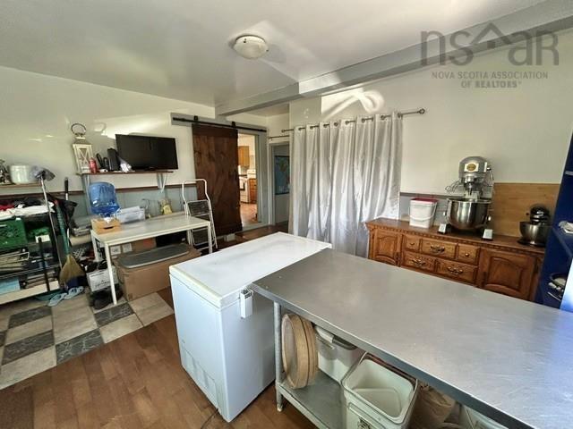197 Highway 2, Brookfield, NS - Indoor