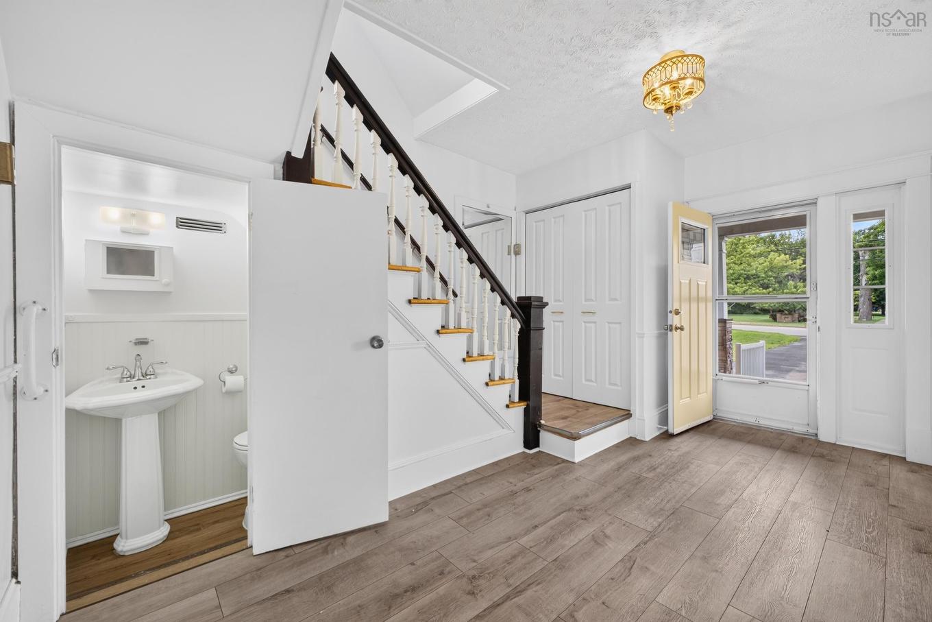 1637 North Main Street, Westville, NS - Indoor Photo Showing Other Room