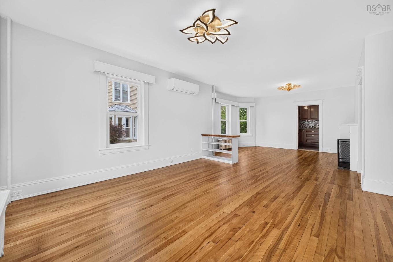 1637 North Main Street, Westville, NS - Indoor