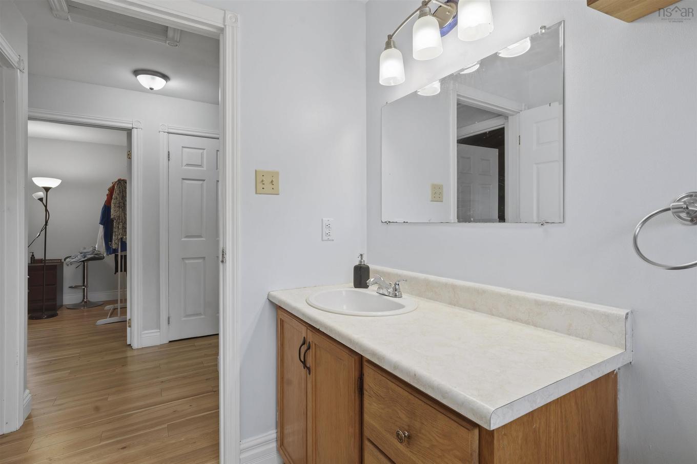 3 Windcrest Avenue, Stewiacke, NS - Indoor Photo Showing Bathroom