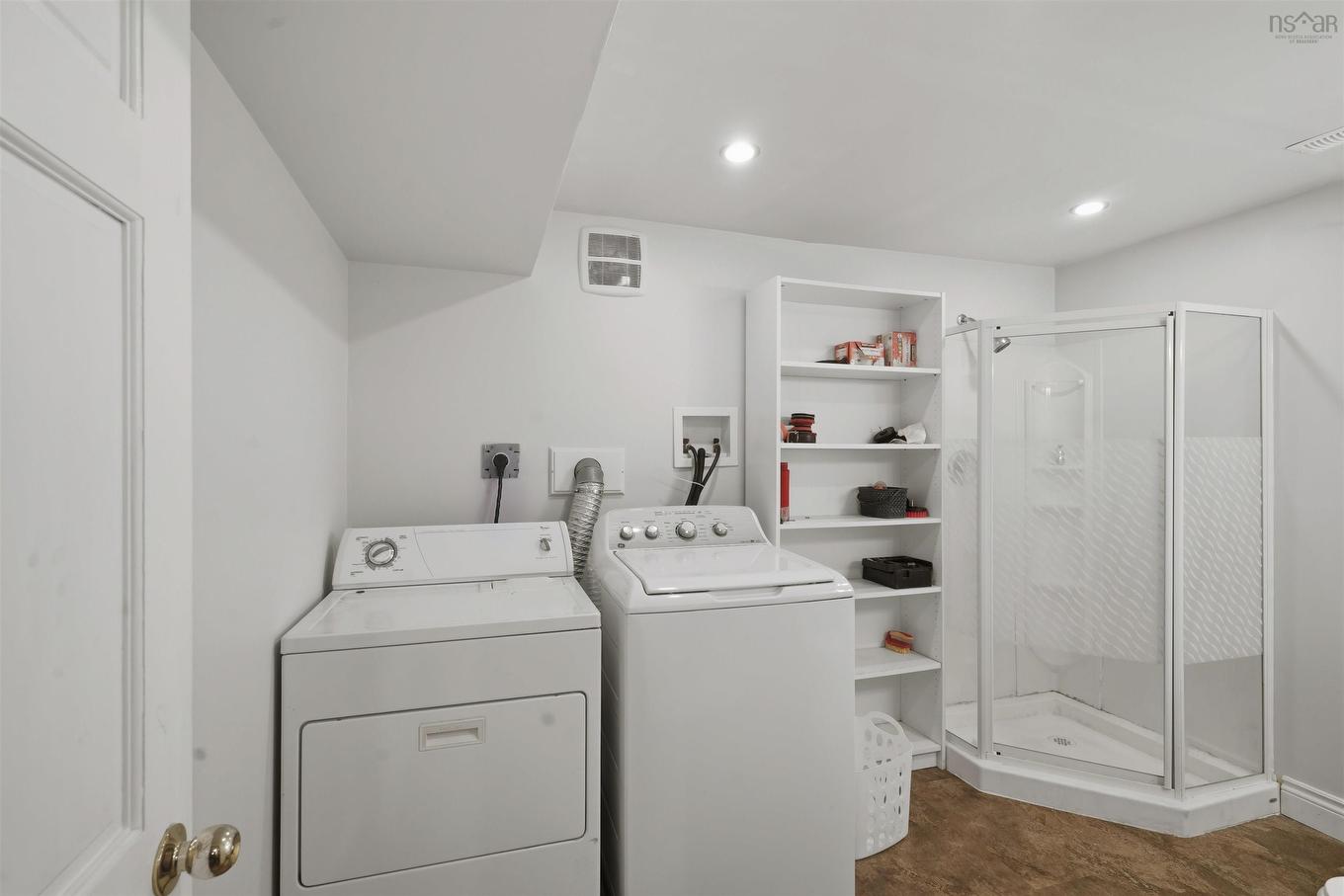 3 Windcrest Avenue, Stewiacke, NS - Indoor Photo Showing Laundry Room