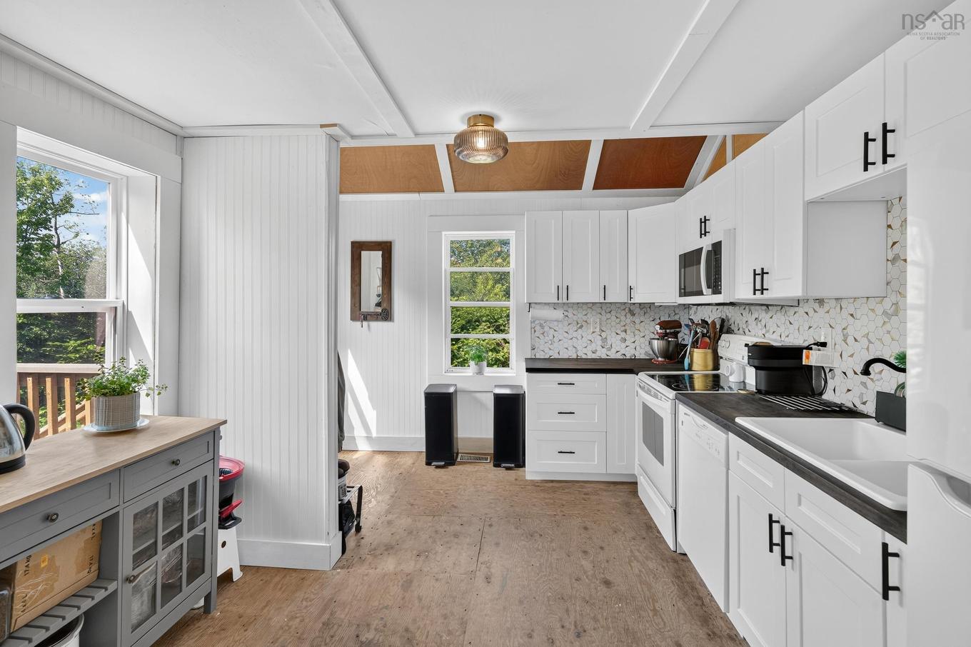 69 Church Street, Digby, NS - Indoor Photo Showing Kitchen
