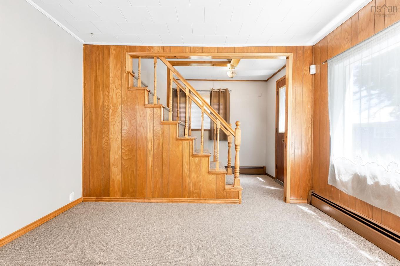 20 Pine Street, Bridgewater, NS - Indoor Photo Showing Other Room