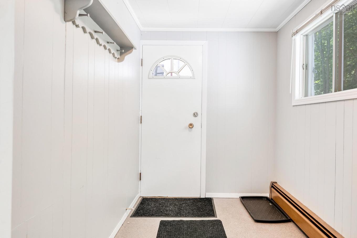 20 Pine Street, Bridgewater, NS - Indoor Photo Showing Other Room