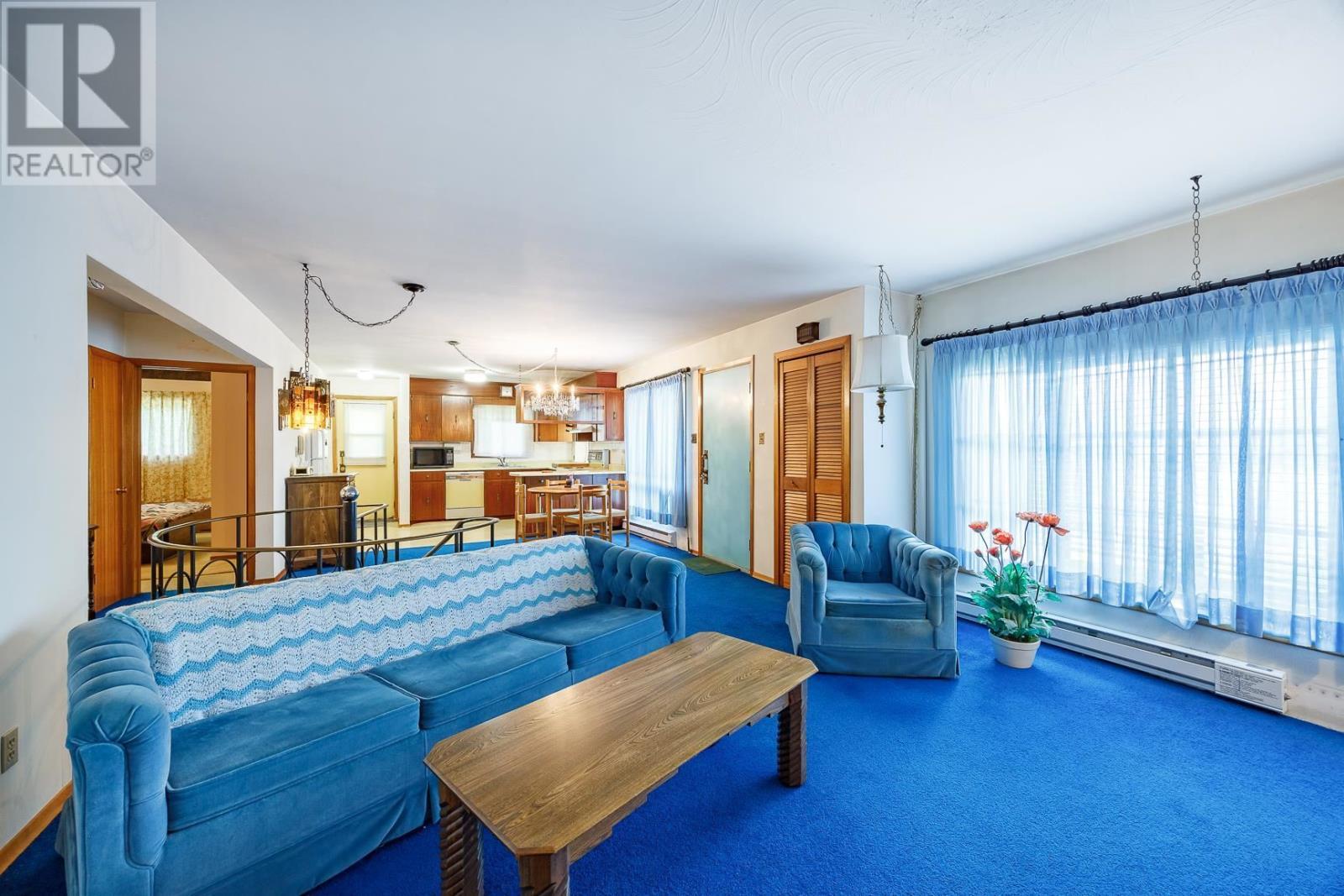 1088 Third Line E, Sault Ste. Marie, ON - Indoor Photo Showing Living Room