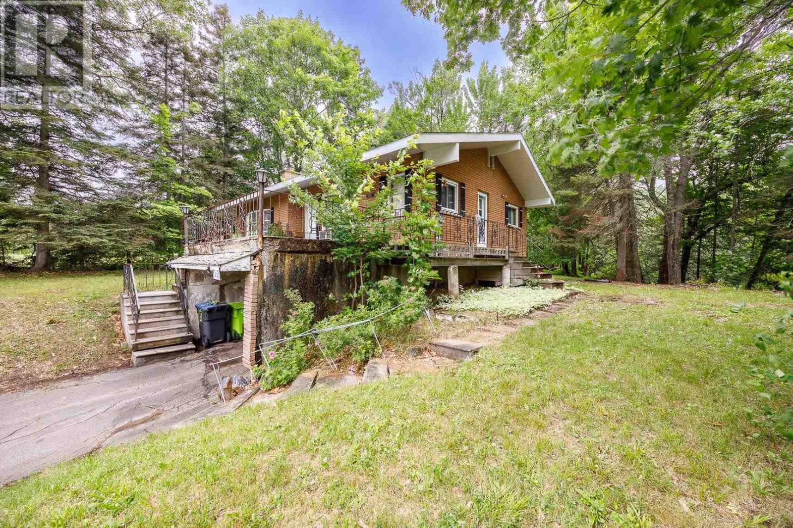 1088 Third Line E, Sault Ste. Marie, ON - Outdoor