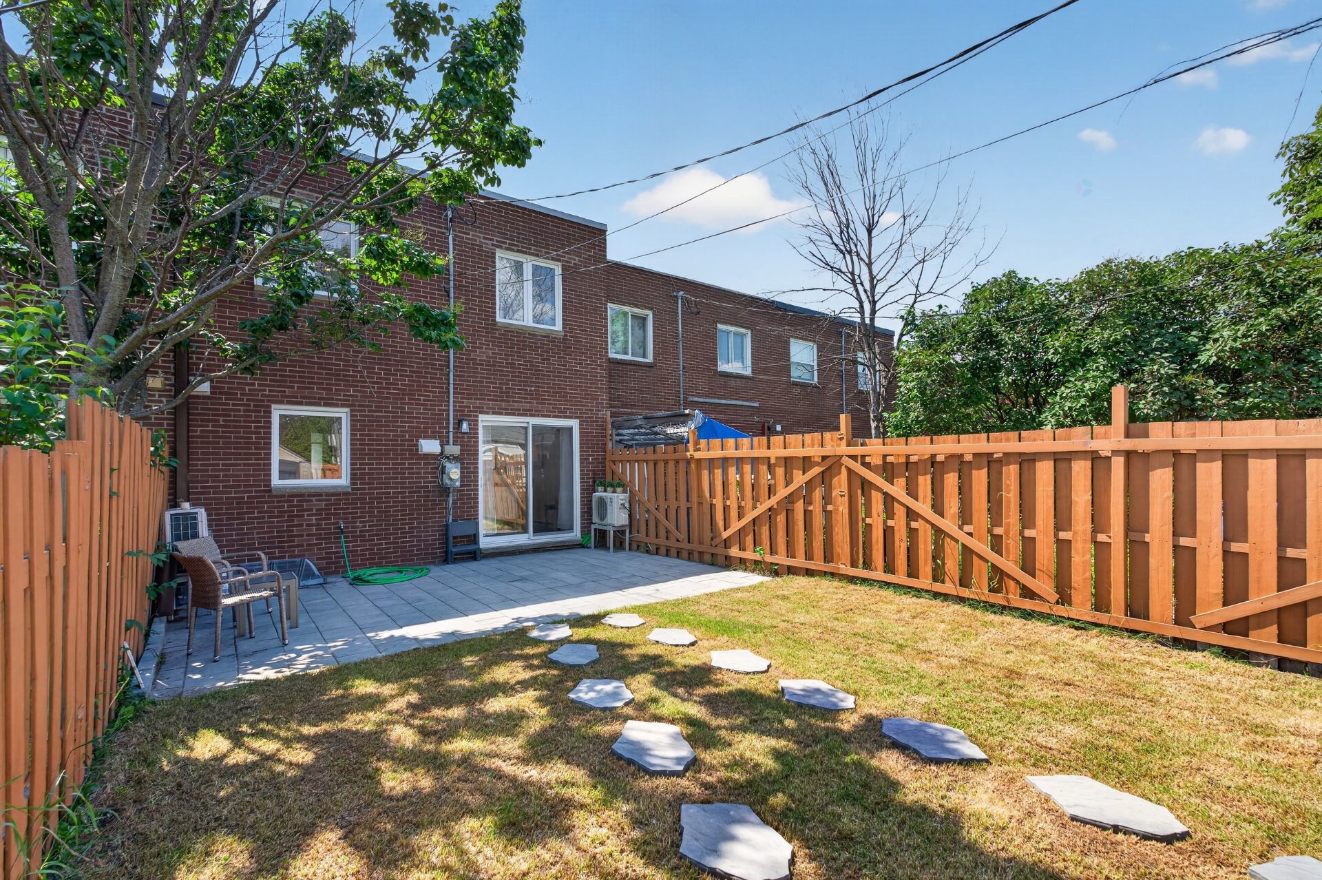 Back of Structure - 5769 Boul. Marie-Victorin, Brossard, QC - Outdoor With Exterior