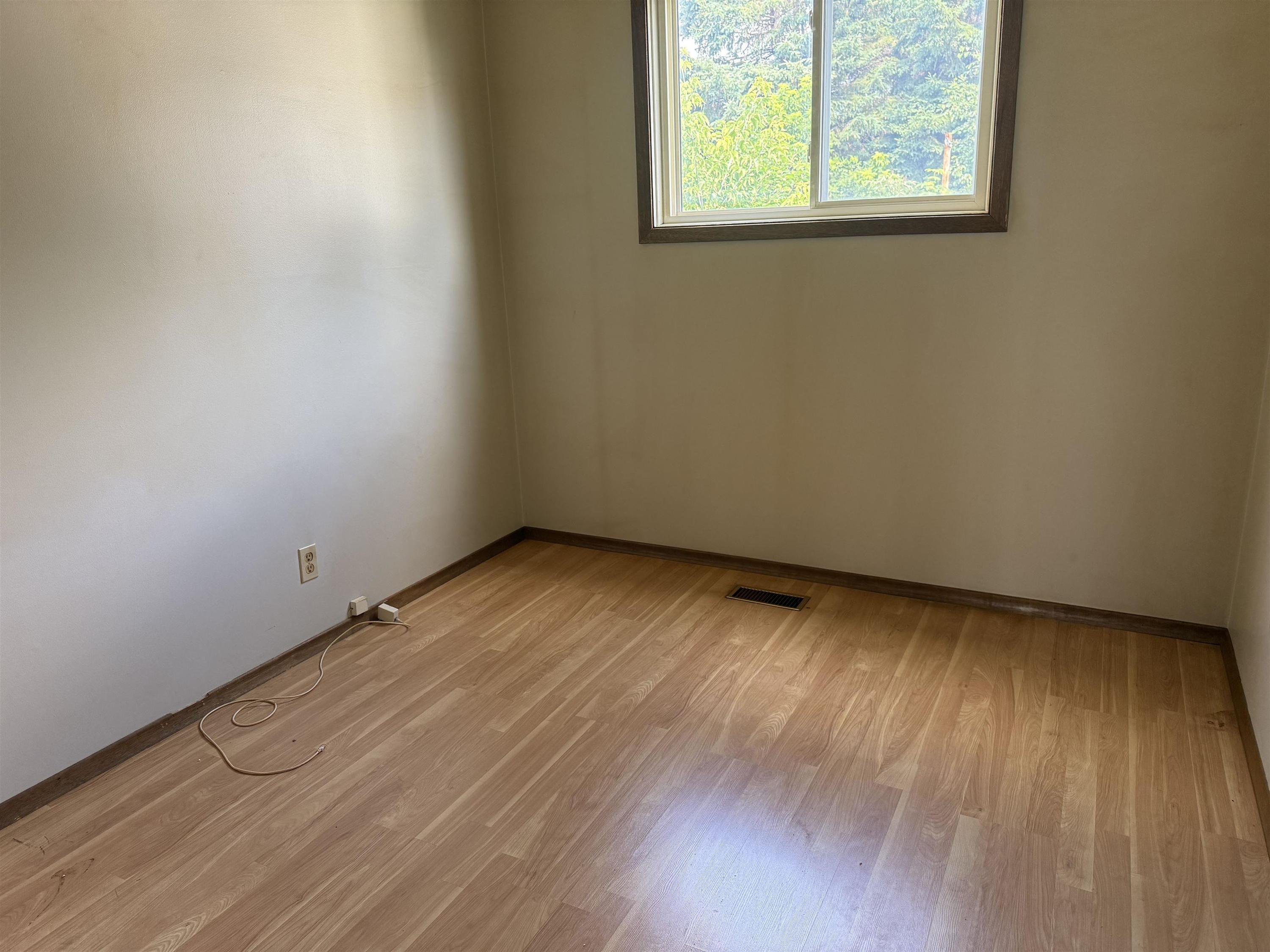 199 Limbrick, Thunder Bay, ON - Indoor Photo Showing Other Room
