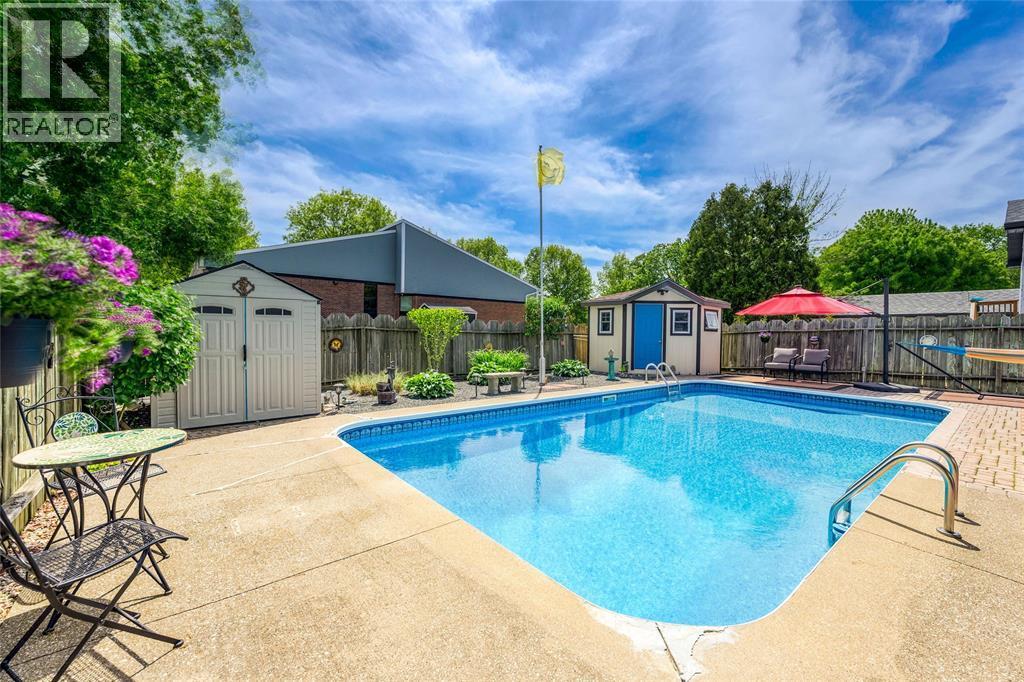 60 Royal Crescent, Sarnia, ON - Outdoor With In Ground Pool With Deck Patio Veranda With Backyard