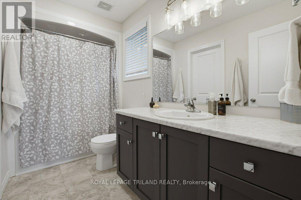 226 Peach Tree Boulevard, St. Thomas, ON