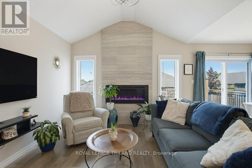 226 Peach Tree Boulevard, St. Thomas, ON
