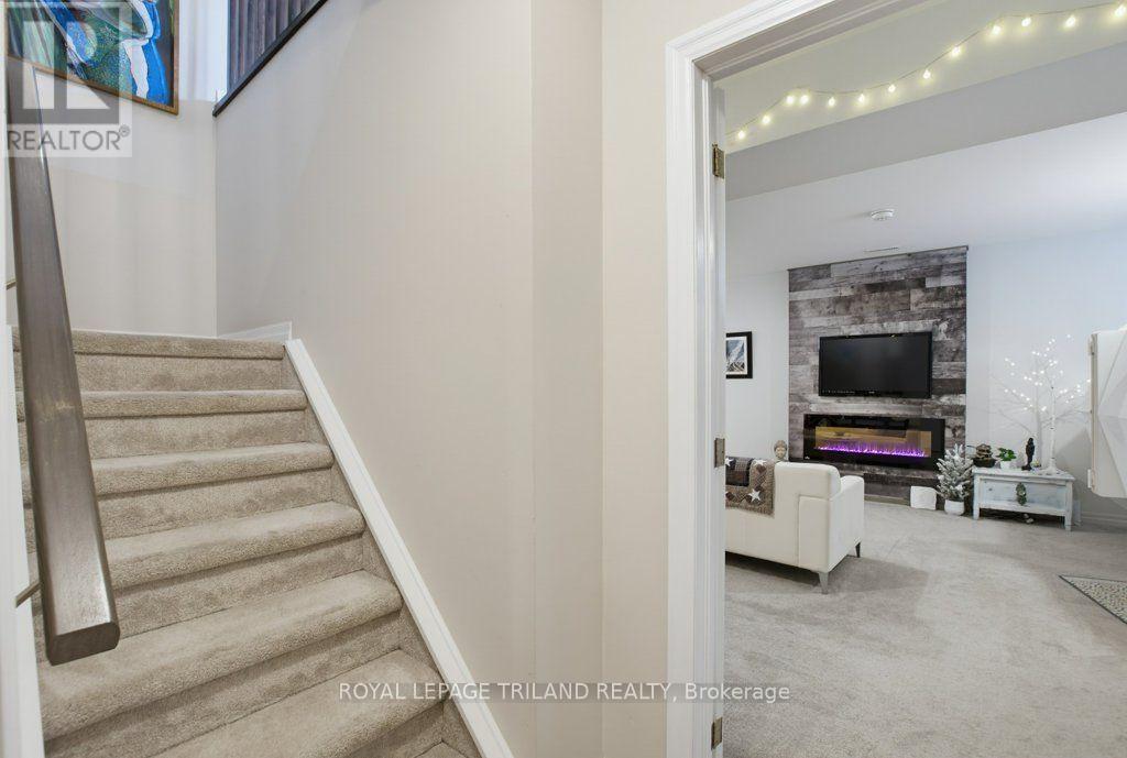 226 Peach Tree Boulevard, St. Thomas, ON