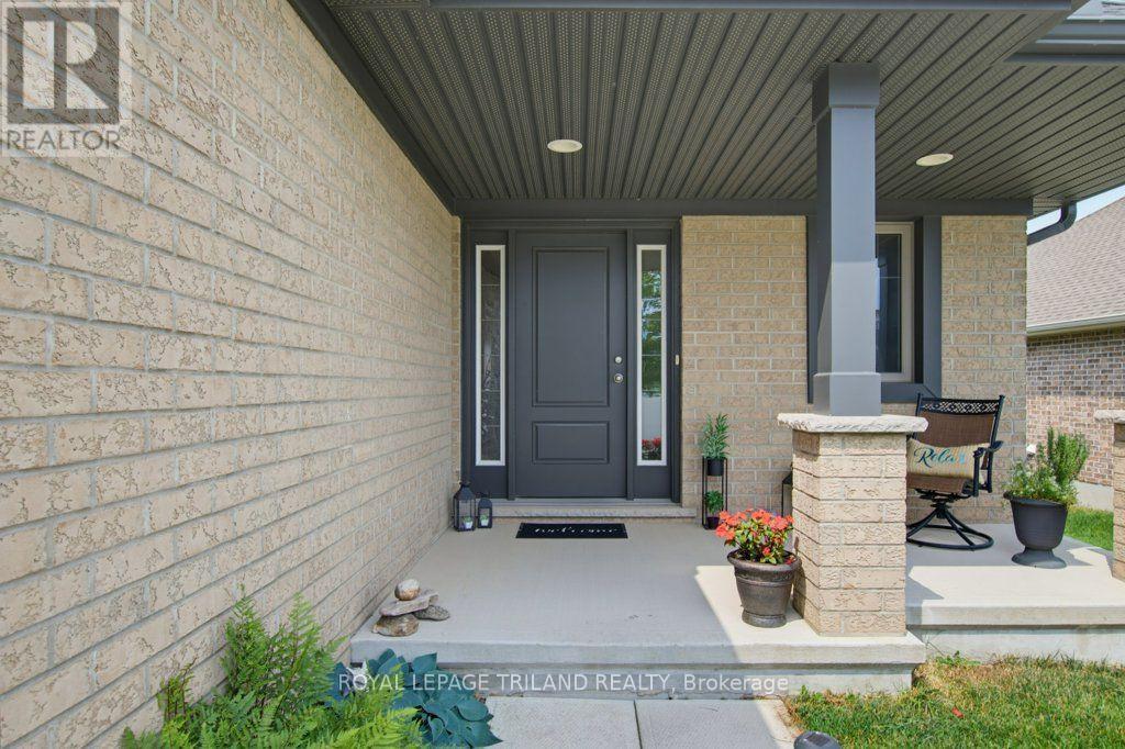 226 Peach Tree Boulevard, St. Thomas, ON