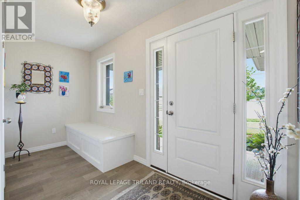 226 Peach Tree Boulevard, St. Thomas, ON