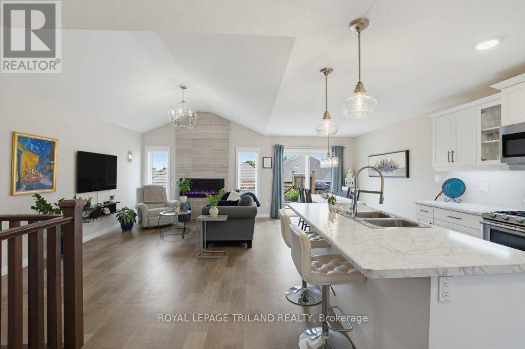 226 Peach Tree Boulevard, St. Thomas, ON