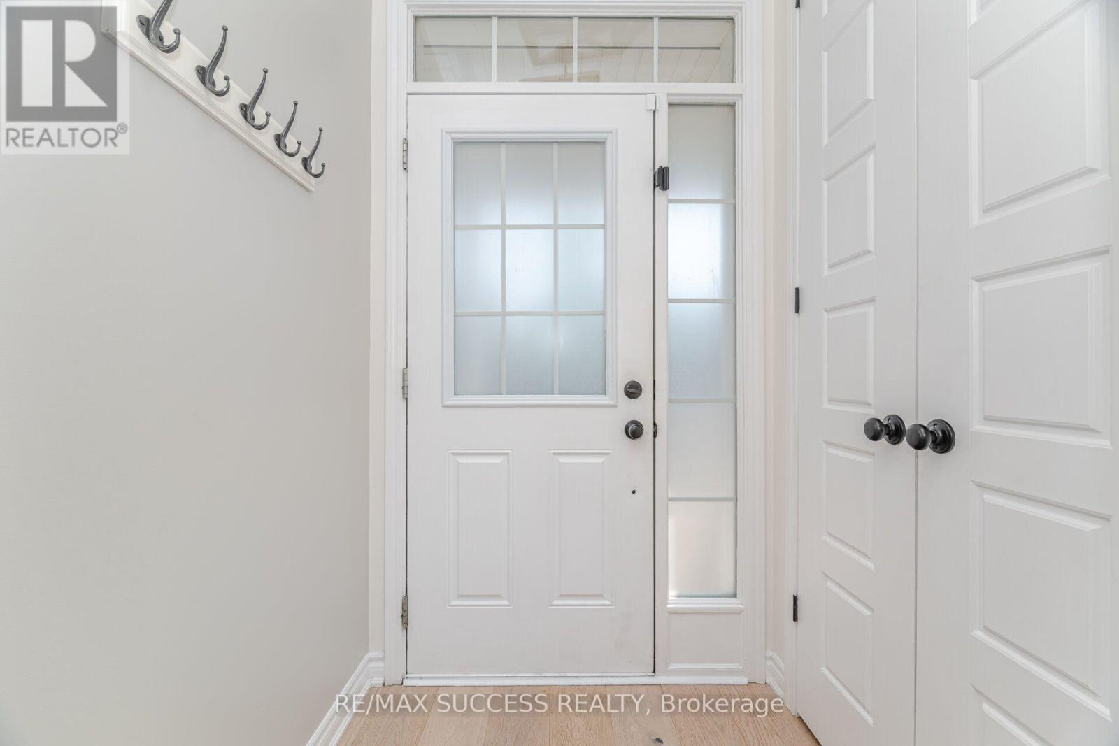 28 Pickett Place, Cambridge, ON - Indoor Photo Showing Other Room