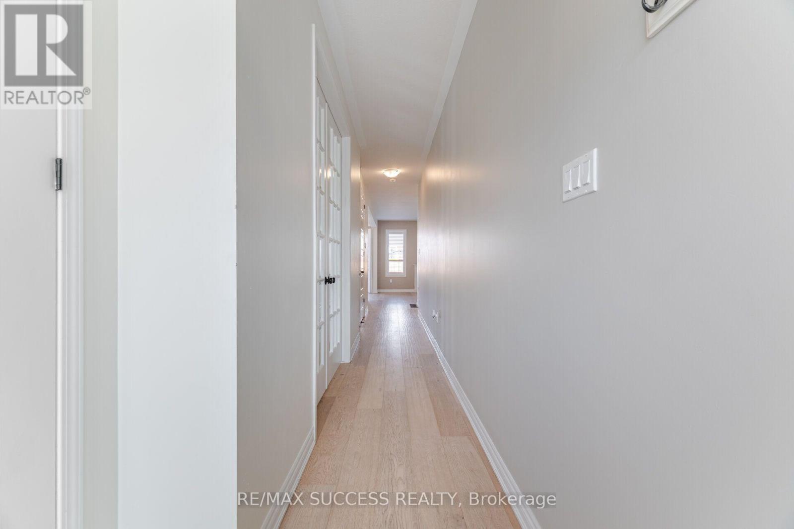 28 Pickett Place, Cambridge, ON - Indoor Photo Showing Other Room