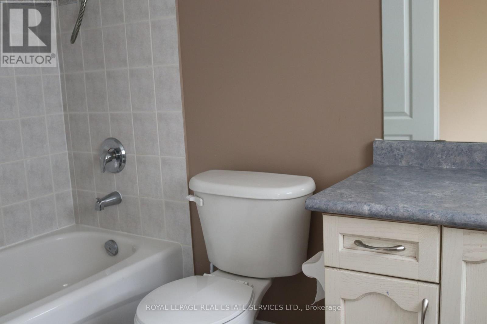 5163 Preservation Circle, Mississauga, ON - Indoor Photo Showing Bathroom
