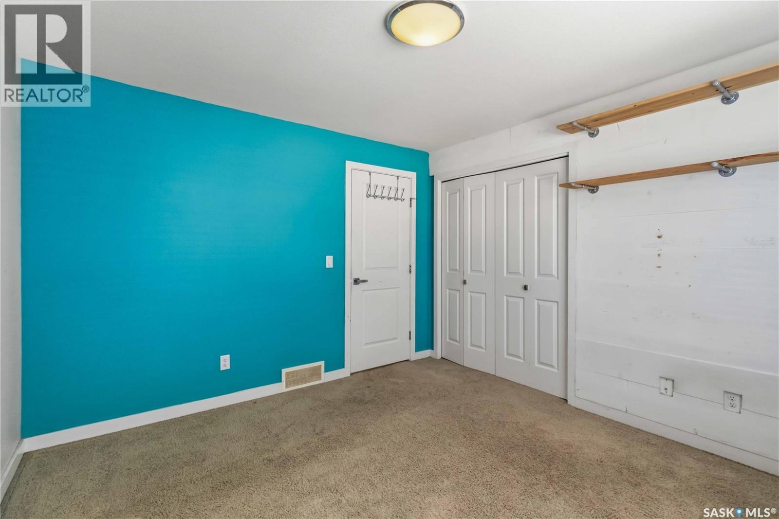 121 2315 Mcclocklin Road, Saskatoon, SK - Indoor Photo Showing Other Room