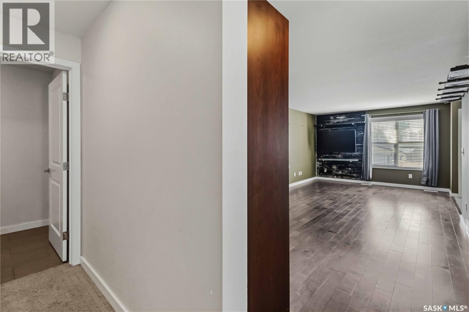 121 2315 Mcclocklin Road, Saskatoon, SK - Indoor Photo Showing Other Room
