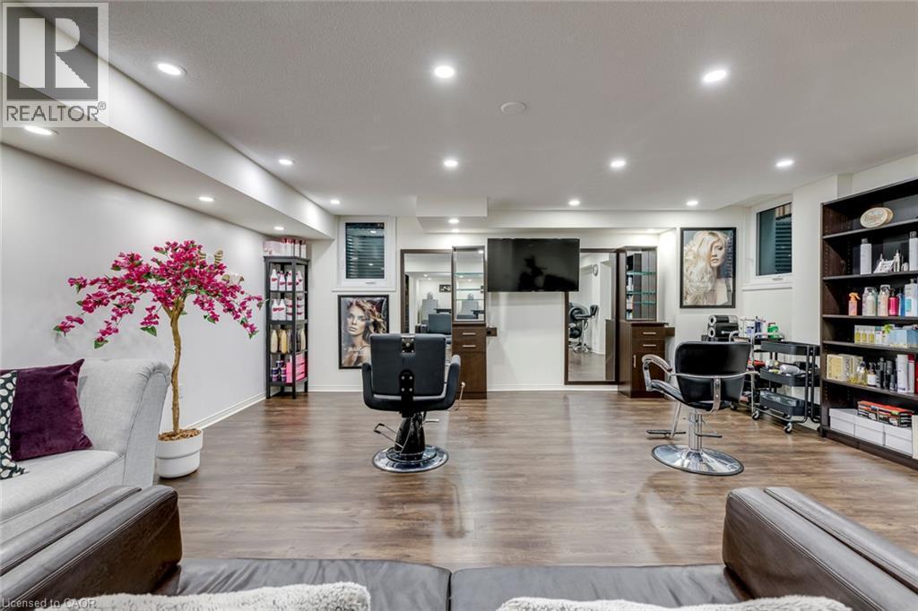 598 Bessborough Drive, Milton, ON - Indoor
