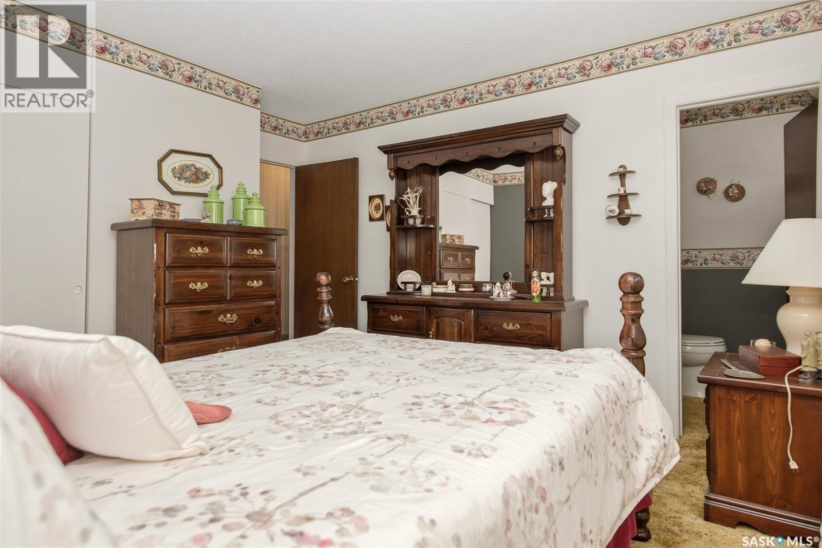 140 Mcdougall Crescent, Regina, SK - Indoor Photo Showing Bedroom