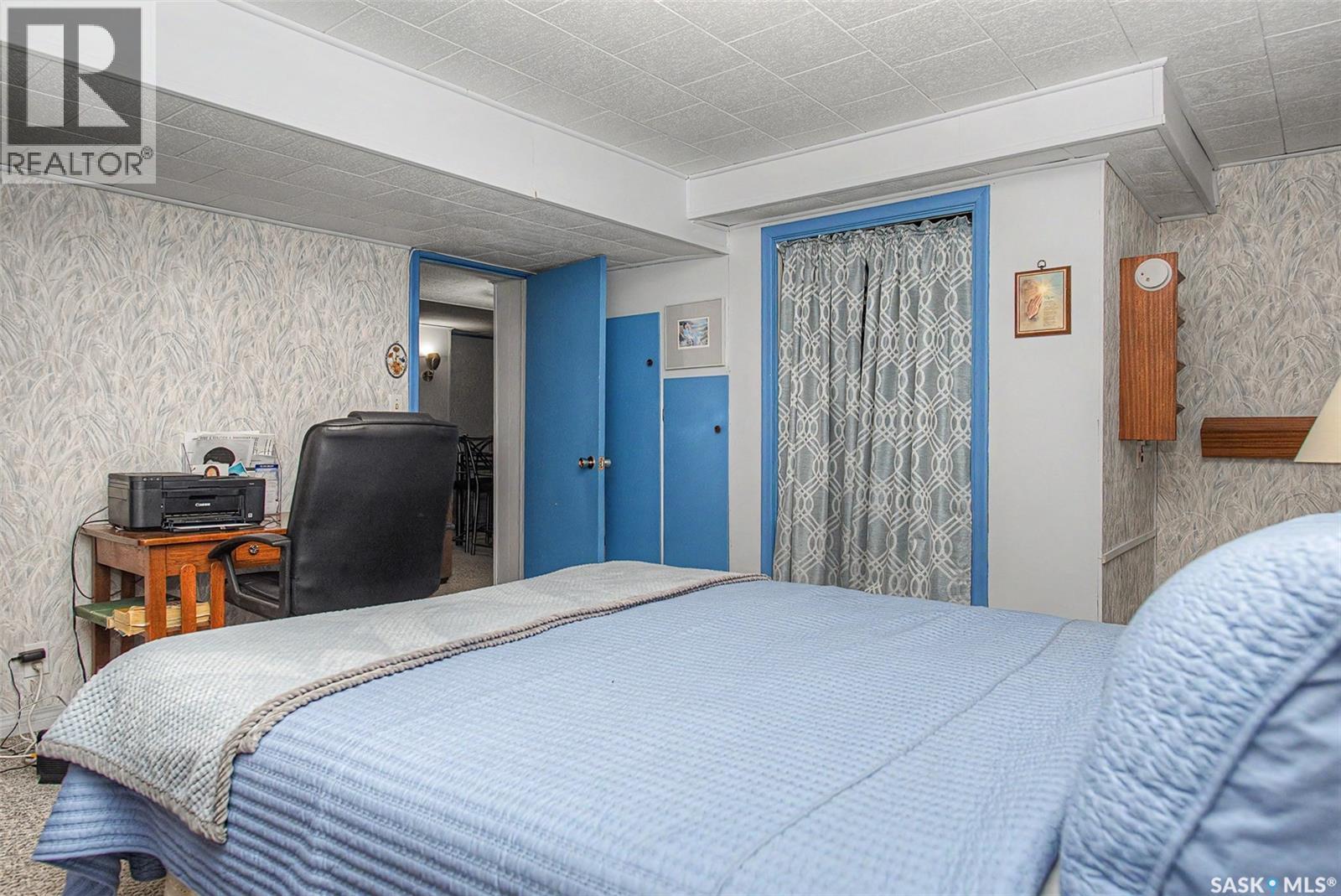 140 Mcdougall Crescent, Regina, SK - Indoor Photo Showing Bedroom